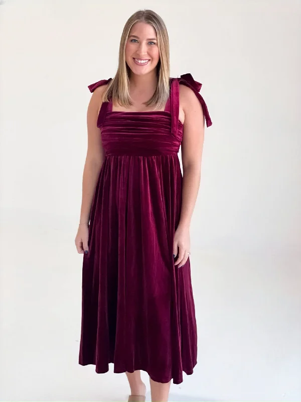 Cavalier Velvet Dress - Burgundy