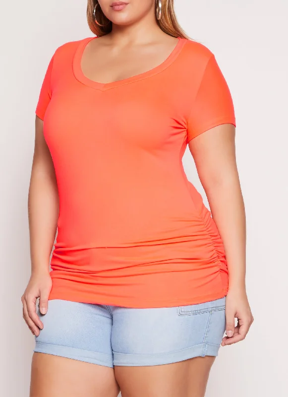 Plus Size Basic V Neck Ruched Side Tee